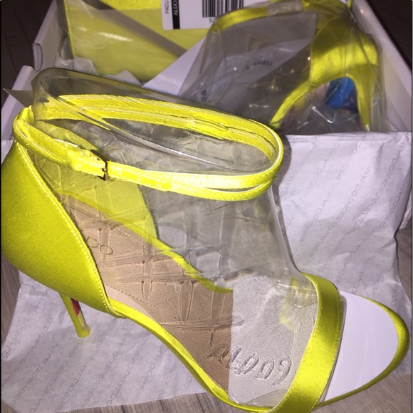 Aldo Sandy Heels + Clutch - Picture 2 of 8